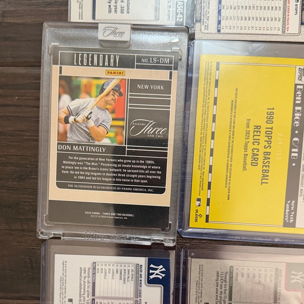 Don Mattingly Auto to 32 w Yankee Lot Baseball Sportscards Trading Panini 
Topps - Picture 3 of 15